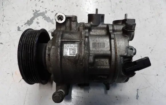 Volkswagen Golf VII Air conditioning (A/C) compressor (pump) 5Q0820803F 447150