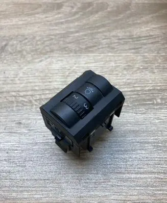 Skoda Fabia Mk2 (5J) Headlight level height control switch 5J0941333
