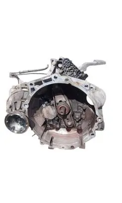 Volkswagen PASSAT B6 Manual 6 speed gearbox 