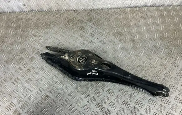 Rear control arm