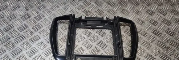 Volvo XC60 Dash center air vent grill 31417738