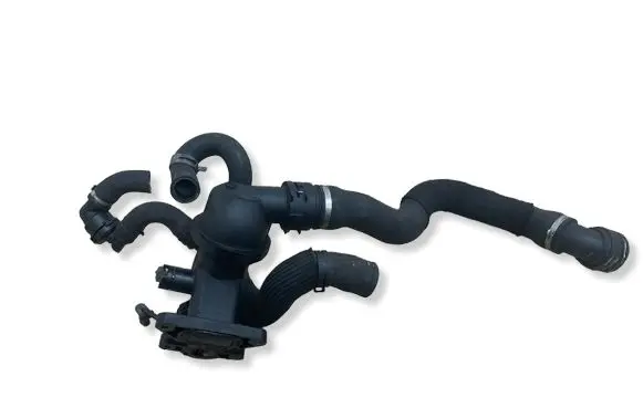 Jaguar XE Thermostat/thermostat housing G4D38575AD