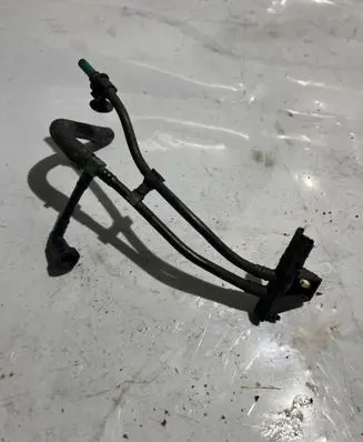 Suzuki Grand Vitara I Fuel line pipe 