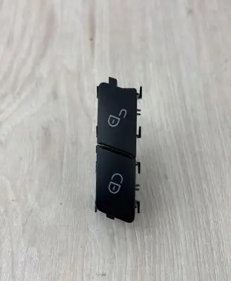 Mercedes-Benz ML W166 Central locking switch button A2049058402 10023298