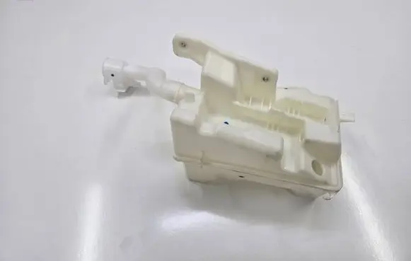 Volkswagen Golf VII Windshield washer fluid reservoir/tank 5G0955453AE
