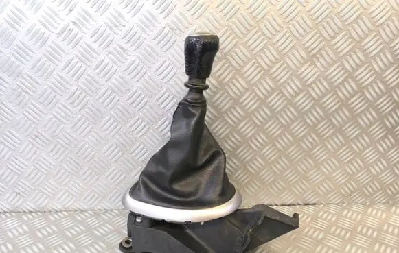 Nissan Qashqai Gear shifter/selector JD200