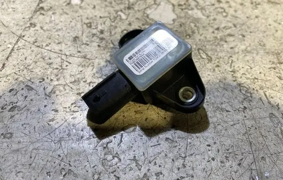 Chrysler 200 Airbag deployment crash/impact sensor P56038976AA 39754C TS90E091590367