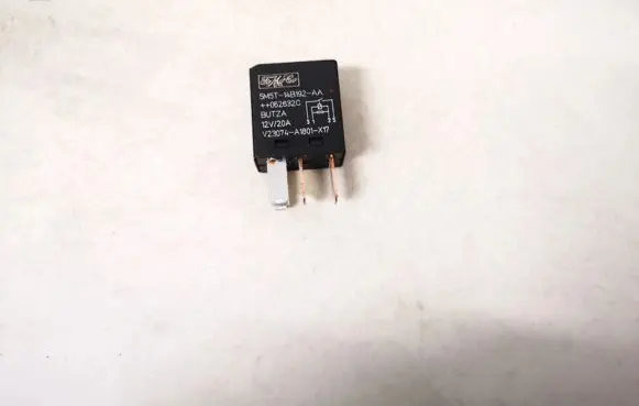 Ford Focus Other relay 5m5t14b192aa 5m5t-14b192-aa