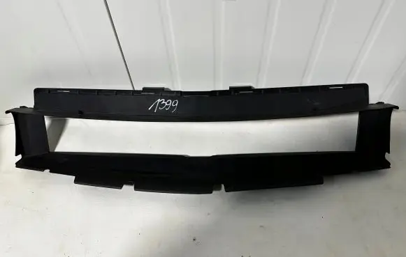 Mercedes-Benz B W247 Intercooler air guide/duct channel