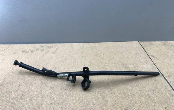 BMW 3 E90 E91 Oil level dip stick 779799805 11437797998 7797998