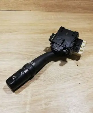 Toyota Corolla Verso E121 Indicator stalk 8414005110