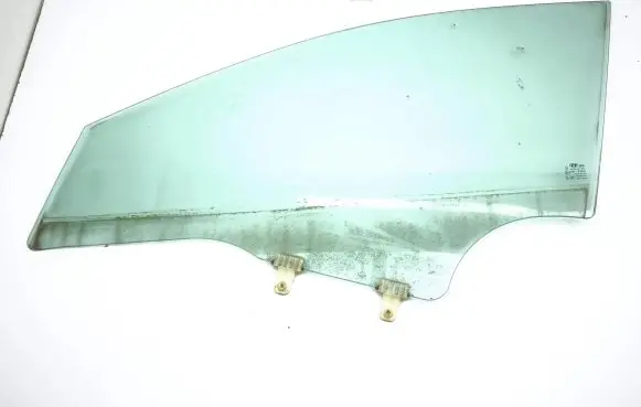 Hyundai Kona I Front door window glass four-door