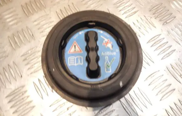 Mercedes-Benz S W221 AdBlue liquid reservoir A2516804218 MERCEDESBENZ 25358