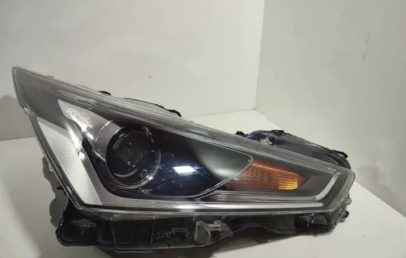 Toyota Aygo AB40 Headlight/headlamp