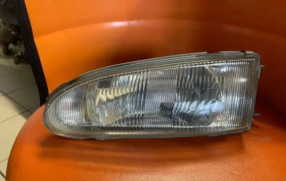 Mitsubishi Colt Headlight/headlamp 10037777 10037787
