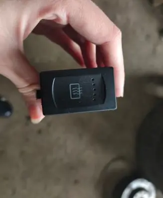 Windscreen/window heater switch