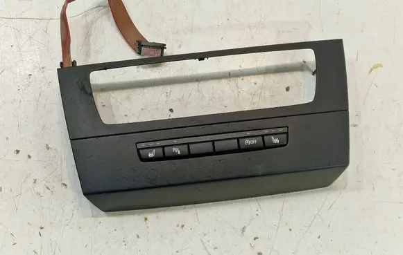 BMW 3 E90 E91 Parking (PDC) sensor switch 6131697091405 03744603