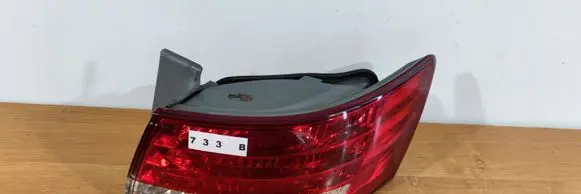 Hyundai Sonata Rear/tail lights 924023K0