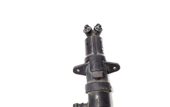 BMW 7 E65 E66 Headlight washer spray nozzle 7001949