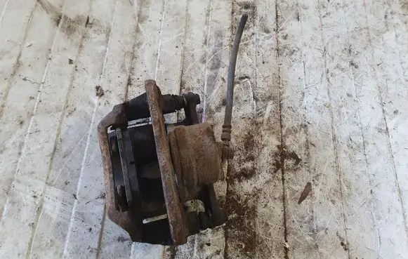Toyota Avensis Verso Front brake caliper NOCODE