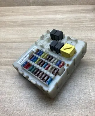 Ford Focus Fuse module F57B14B192AA