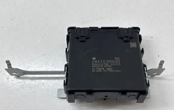 Nissan Rogue Gateway control module 284Z06RA0D