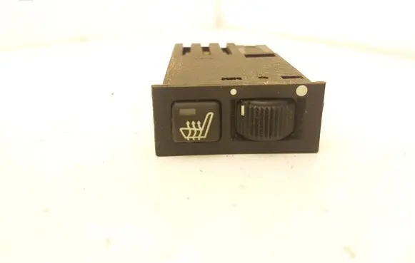 BMW 7 E38 Seat heating switch 8352259