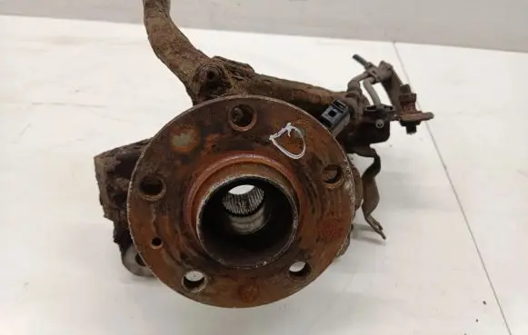 Audi A3 S3 8V Front wheel hub