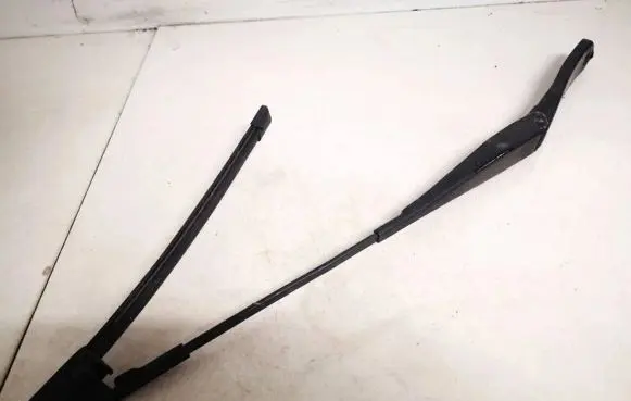 Opel Astra H Front wiper blade arm 13111219