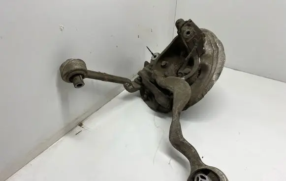 BMW 3 E92 E93 Front wheel hub 13612610 677320