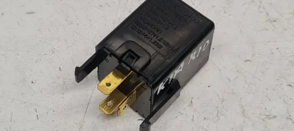 KIA Rio Other relay 9555039000