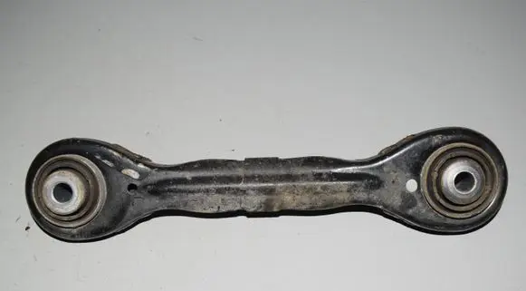 BMW 1 E81 E87 Rear upper control arm/wishbone 6765425