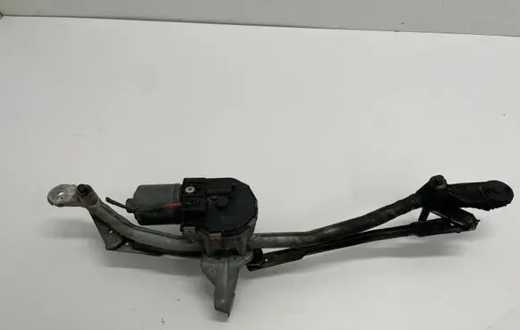 Front wiper linkage