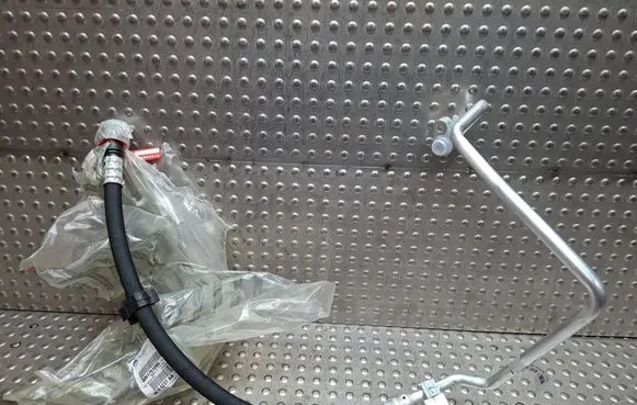 Fiat Punto Evo Air conditioning (A/C) pipe/hose S25099218 51751095