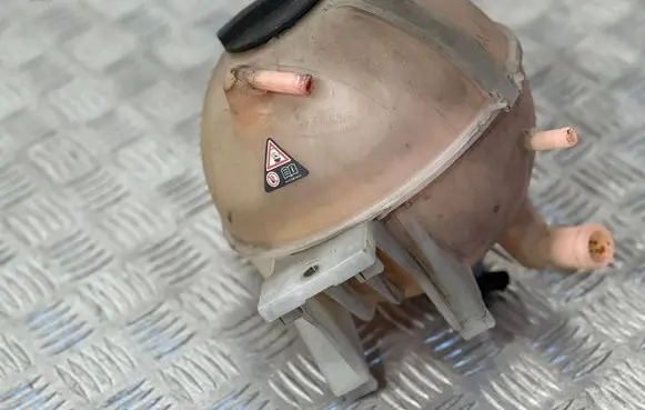 Mercedes-Benz Sprinter W906 Coolant expansion tank/reservoir A9065010503 A0005840807