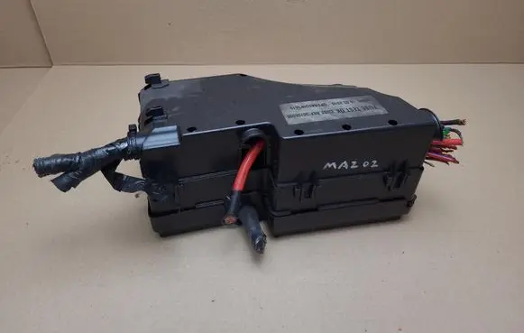 Volvo V50 Fuse module 8688040