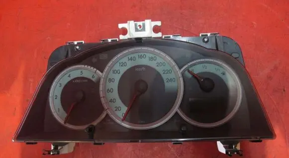 Toyota Corolla Verso AR10 Speedometer (instrument cluster) 838000F092A