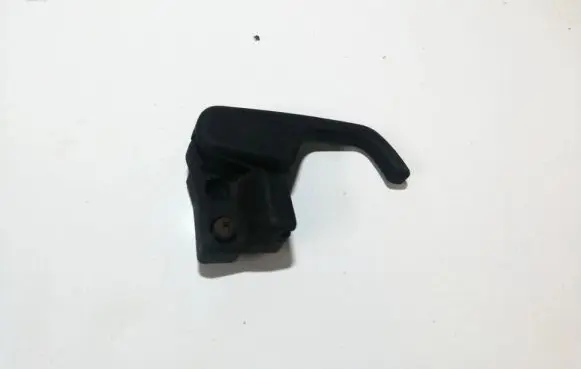 Volkswagen PASSAT B5 Engine bonnet (hood) release handle 3a2823533