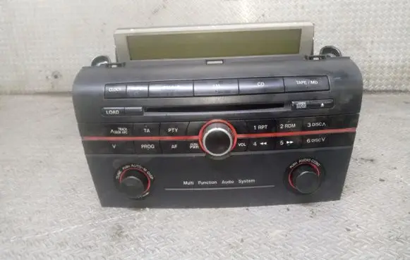 Mazda 3 I Radio/CD/DVD/GPS head unit 04D1B18308 14789900