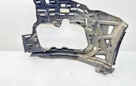 Volkswagen Golf VIII Front bumper mounting bracket 5H0807724F
