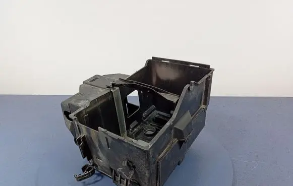 Ford Focus C-MAX Battery box tray 3M51-10723-A