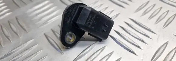 Volvo V70 Camshaft position sensor 8658495 1170070321