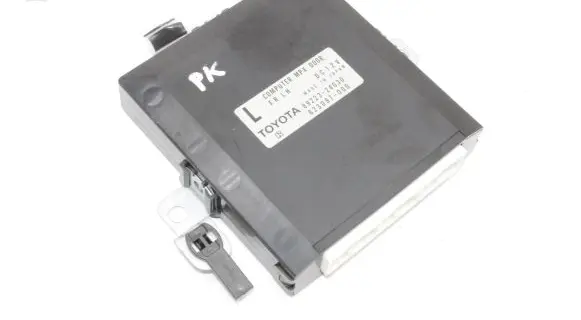 Lexus SC 300 - 400 Door control unit/module 8922324030