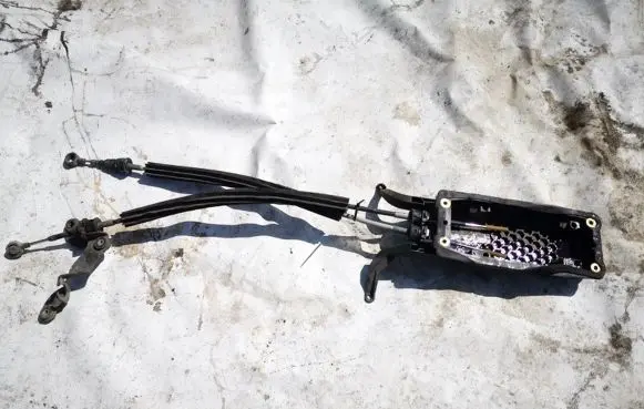 Gear shift cable linkage