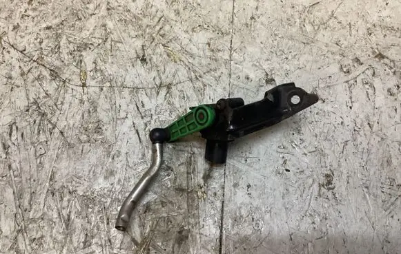 Porsche Macan (95B) Headlight/headlamp level sensor 8R0941285D