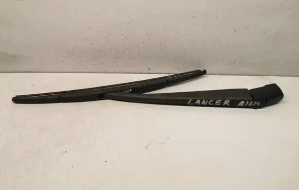 Mitsubishi Lancer X Rear wiper blade arm
