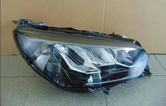 Peugeot 208 Headlight/headlamp 90200108