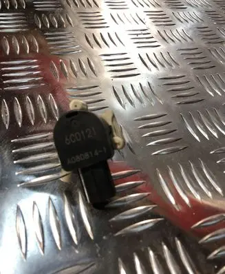 Rear air suspension level height sensor