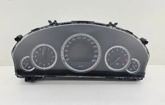 Mercedes-Benz E W212 Speedometer (instrument cluster) A2129004004 A2125400448 A2129023402