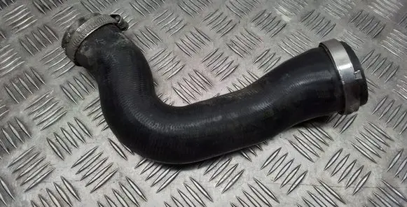 Intercooler hose/pipe